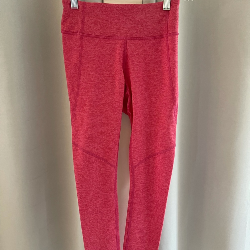 BRAND NEW WITH TAGS. Outdoor Voices pink leggings size XS